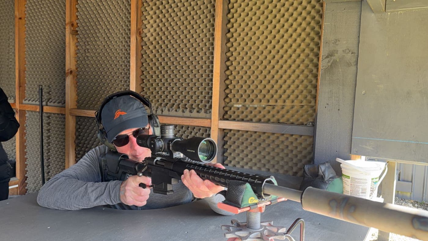Sample capture 8 from Real Guns Cardrona